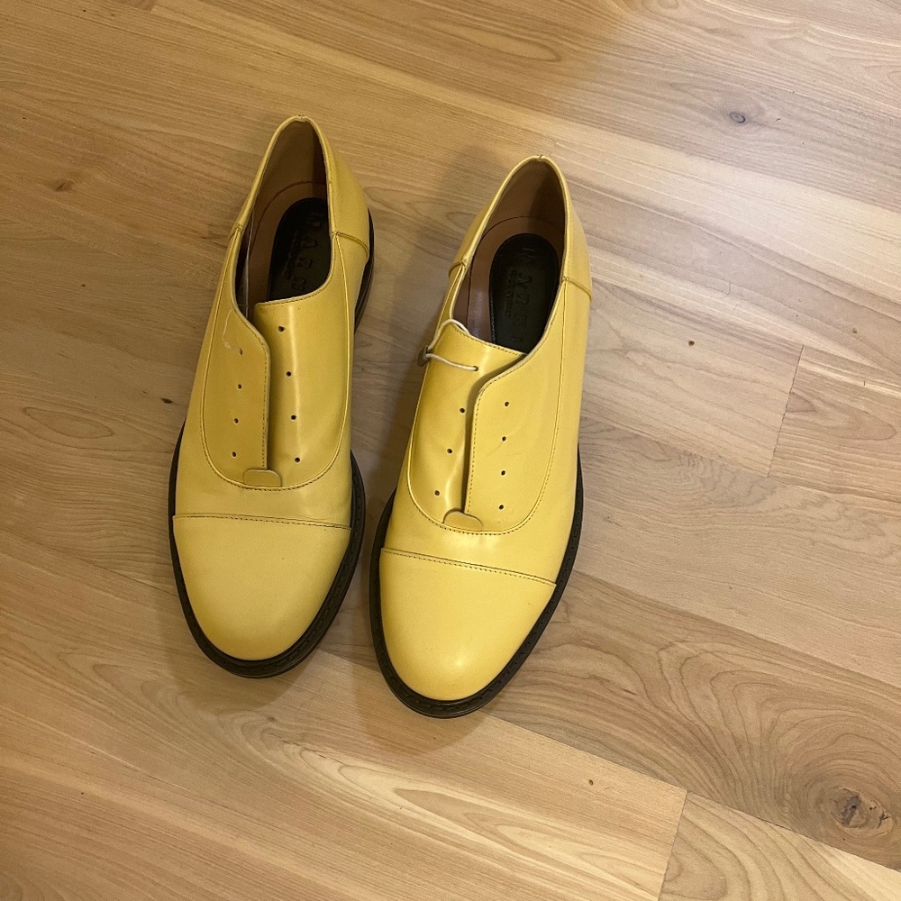 Marni yellow leather Oxford shoe